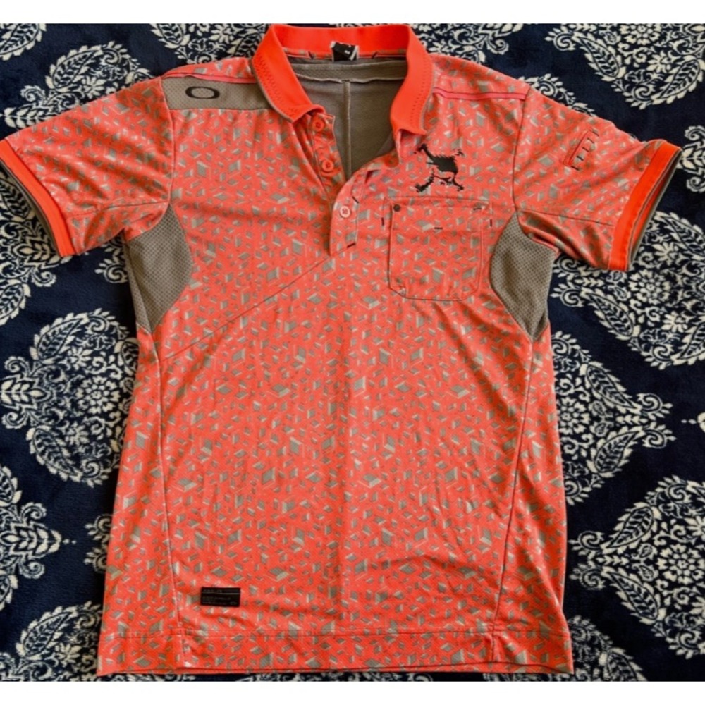RARE Oakley SKULL Golf Womens Medium Polo Golf Shirt Polyester Geometric Pattern